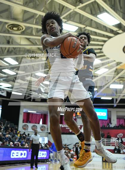 Thumbnail 3 in Rancho Christian vs. McEachern (Spalding Hoophall Classic) photogallery.