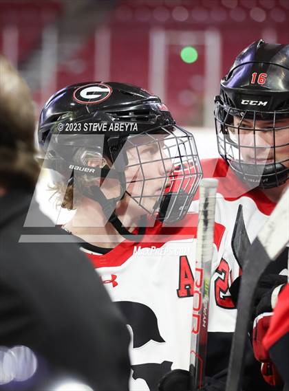 Thumbnail 3 in Glenwood Springs vs. Cheyenne Mountain (CHSAA 4A State Final) photogallery.