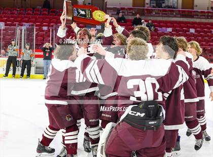 Thumbnail 1 in Glenwood Springs vs. Cheyenne Mountain (CHSAA 4A State Final) photogallery.