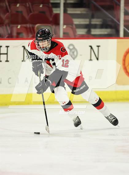 Thumbnail 2 in Glenwood Springs vs. Cheyenne Mountain (CHSAA 4A State Final) photogallery.