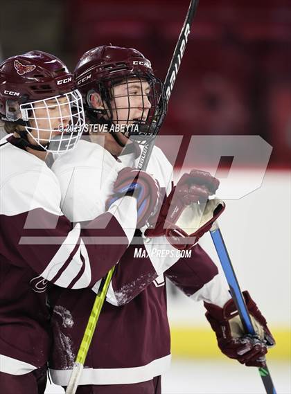 Thumbnail 3 in Glenwood Springs vs. Cheyenne Mountain (CHSAA 4A State Final) photogallery.