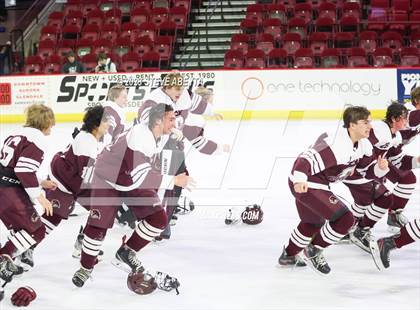 Thumbnail 3 in Glenwood Springs vs. Cheyenne Mountain (CHSAA 4A State Final) photogallery.