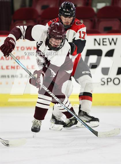 Thumbnail 3 in Glenwood Springs vs. Cheyenne Mountain (CHSAA 4A State Final) photogallery.