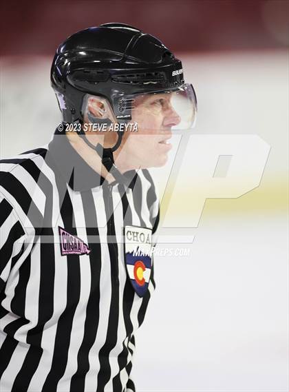 Thumbnail 3 in Glenwood Springs vs. Cheyenne Mountain (CHSAA 4A State Final) photogallery.