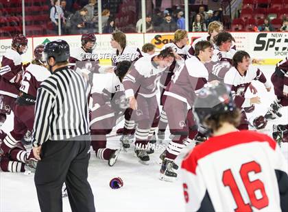 Thumbnail 3 in Glenwood Springs vs. Cheyenne Mountain (CHSAA 4A State Final) photogallery.