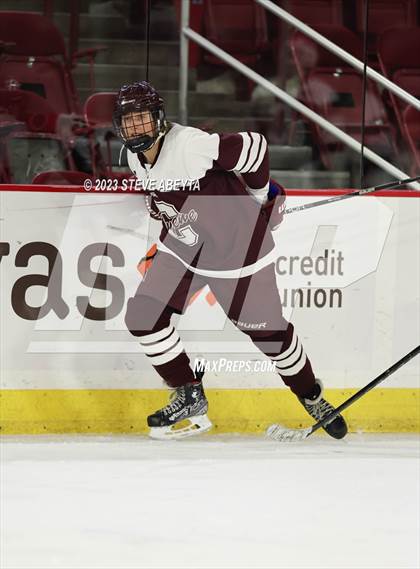 Thumbnail 3 in Glenwood Springs vs. Cheyenne Mountain (CHSAA 4A State Final) photogallery.