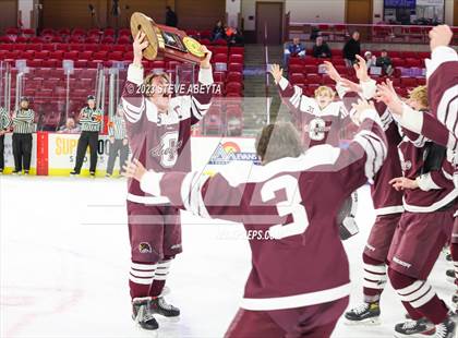 Thumbnail 3 in Glenwood Springs vs. Cheyenne Mountain (CHSAA 4A State Final) photogallery.