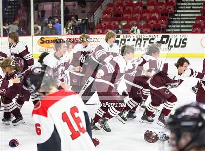 Thumbnail 1 in Glenwood Springs vs. Cheyenne Mountain (CHSAA 4A State Final) photogallery.