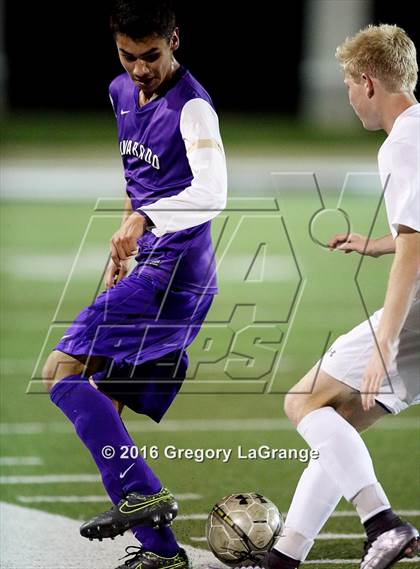 Thumbnail 2 in Alvarado vs. Argyle photogallery.
