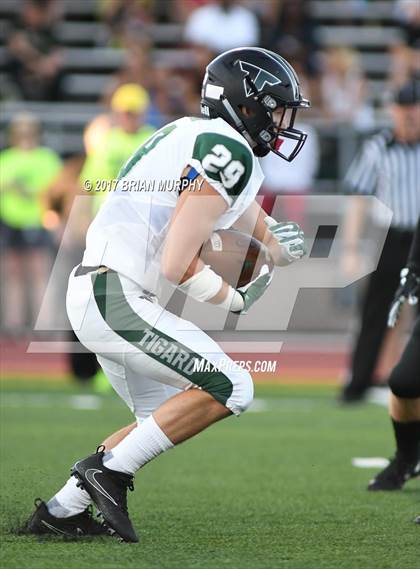 Thumbnail 1 in Tigard @ Jesuit photogallery.