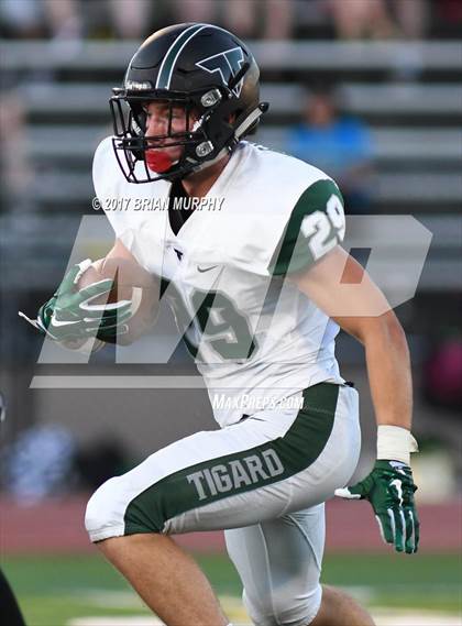 Thumbnail 1 in Tigard @ Jesuit photogallery.