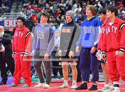 Thumbnail 2 in UIL 5A/6A State Championships - Parade of Champions photogallery.