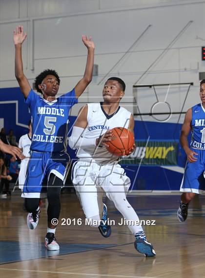 Thumbnail 2 in Middle College vs. Central City Value photogallery.