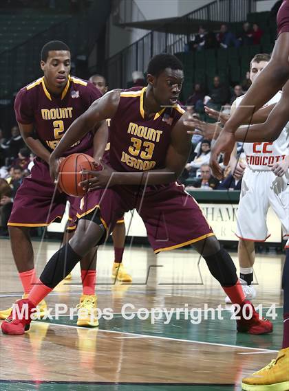 Thumbnail 2 in Union-Endicott vs Mt. Vernon (NYSPHSAA Regional Final) photogallery.