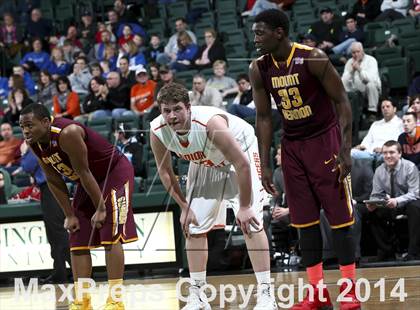 Thumbnail 2 in Union-Endicott vs Mt. Vernon (NYSPHSAA Regional Final) photogallery.