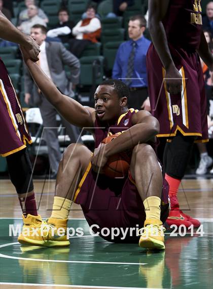 Thumbnail 3 in Union-Endicott vs Mt. Vernon (NYSPHSAA Regional Final) photogallery.