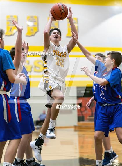 Thumbnail 3 in Eminence @ Speedway photogallery.