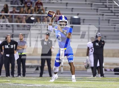 Thumbnail 1 in Whitehouse @ Corsicana photogallery.
