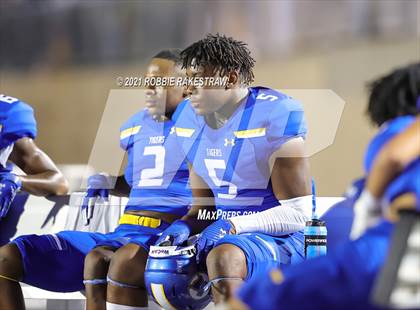 Thumbnail 2 in Whitehouse @ Corsicana photogallery.