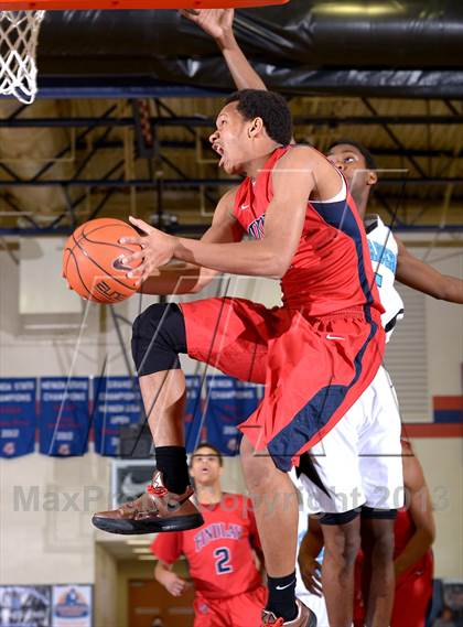 Thumbnail 3 in Findlay Prep vs. Faith Baptist Christian Academy (Tarkanian Classic) photogallery.