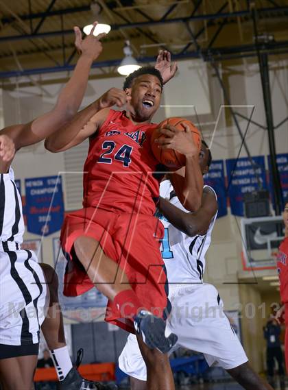 Thumbnail 1 in Findlay Prep vs. Faith Baptist Christian Academy (Tarkanian Classic) photogallery.