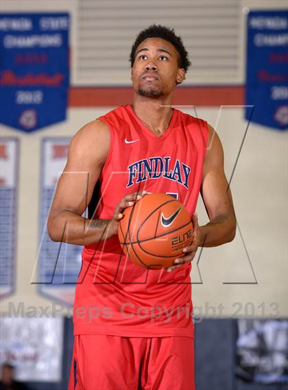 Thumbnail 2 in Findlay Prep vs. Faith Baptist Christian Academy (Tarkanian Classic) photogallery.