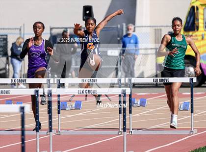 Thumbnail 1 in Herd Roundup @ Elk Grove HS photogallery.