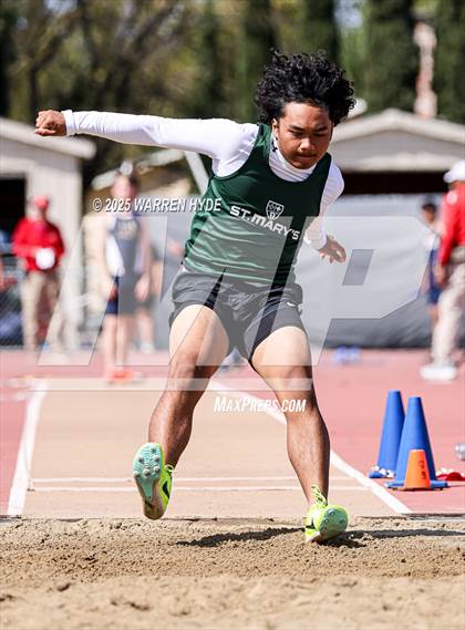 Thumbnail 1 in Herd Roundup @ Elk Grove HS photogallery.