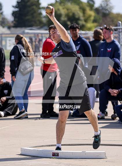 Thumbnail 1 in Herd Roundup @ Elk Grove HS photogallery.