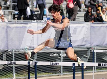 Thumbnail 2 in Herd Roundup @ Elk Grove HS photogallery.