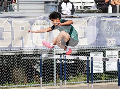 Thumbnail 2 in Herd Roundup @ Elk Grove HS photogallery.