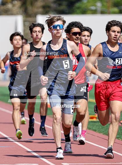 Thumbnail 2 in Herd Roundup @ Elk Grove HS photogallery.