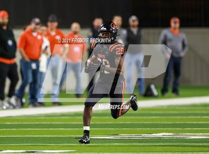 Thumbnail 3 in Gilmer vs. Celina (UIL 4A D2 Semifinal) photogallery.