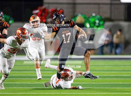 Thumbnail 2 in Gilmer vs. Celina (UIL 4A D2 Semifinal) photogallery.