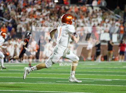 Thumbnail 2 in Gilmer vs. Celina (UIL 4A D2 Semifinal) photogallery.