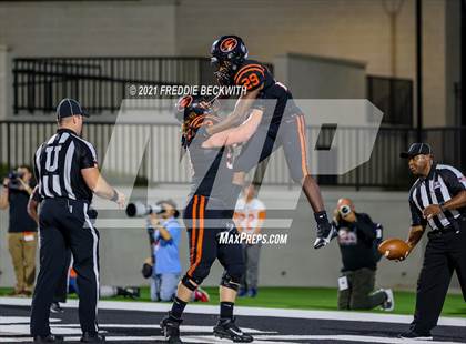 Thumbnail 1 in Gilmer vs. Celina (UIL 4A D2 Semifinal) photogallery.