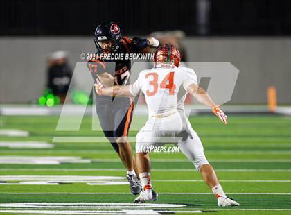 Thumbnail 2 in Gilmer vs. Celina (UIL 4A D2 Semifinal) photogallery.