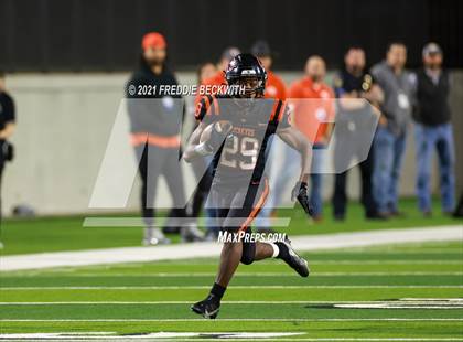 Thumbnail 1 in Gilmer vs. Celina (UIL 4A D2 Semifinal) photogallery.