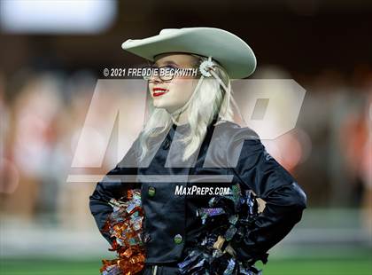 Thumbnail 3 in Gilmer vs. Celina (UIL 4A D2 Semifinal) photogallery.