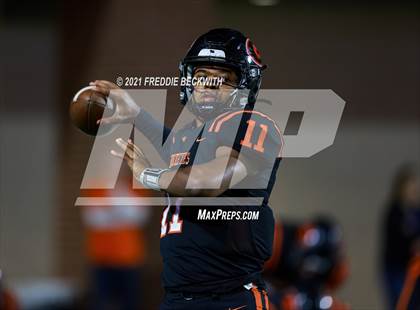 Thumbnail 3 in Gilmer vs. Celina (UIL 4A D2 Semifinal) photogallery.