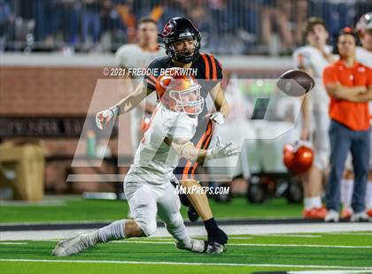 Thumbnail 2 in Gilmer vs. Celina (UIL 4A D2 Semifinal) photogallery.