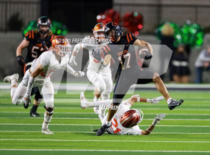 Thumbnail 1 in Gilmer vs. Celina (UIL 4A D2 Semifinal) photogallery.