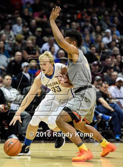Thumbnail 1 in Bolivar vs. Oak Hill Academy (Bass Pro Tournament of Champions) photogallery.