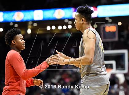 Thumbnail 3 in Bolivar vs. Oak Hill Academy (Bass Pro Tournament of Champions) photogallery.