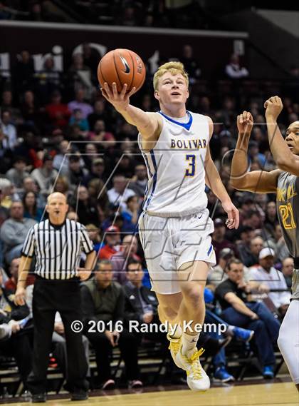 Thumbnail 3 in Bolivar vs. Oak Hill Academy (Bass Pro Tournament of Champions) photogallery.