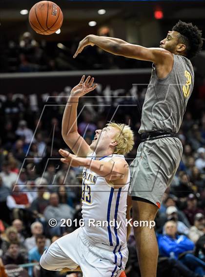 Thumbnail 1 in Bolivar vs. Oak Hill Academy (Bass Pro Tournament of Champions) photogallery.