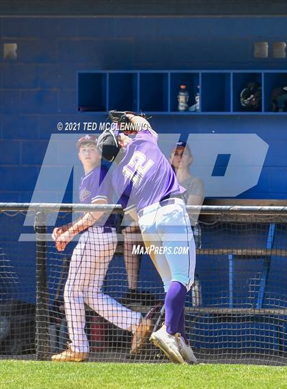 Thumbnail 2 in Central Arkansas Christian vs Lamar (AAA 3A Regional 3 First Round) photogallery.
