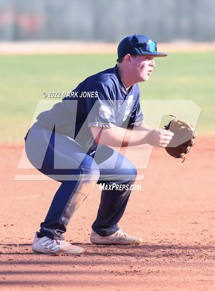 Thumbnail 2 in Durango vs. Willow Canyon (Coach Bob Invitational) photogallery.