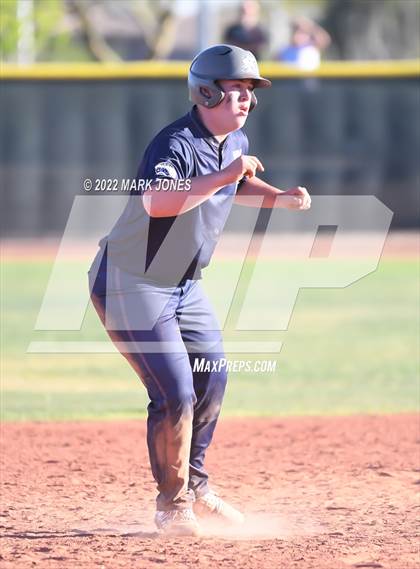 Thumbnail 1 in Durango vs. Willow Canyon (Coach Bob Invitational) photogallery.