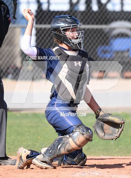 Thumbnail 2 in Durango vs. Willow Canyon (Coach Bob Invitational) photogallery.